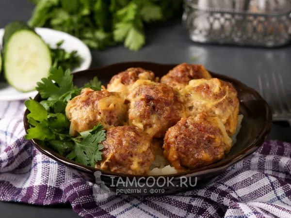 Фото готового блюда: Говяжьи фрикадельки под соусом с карри