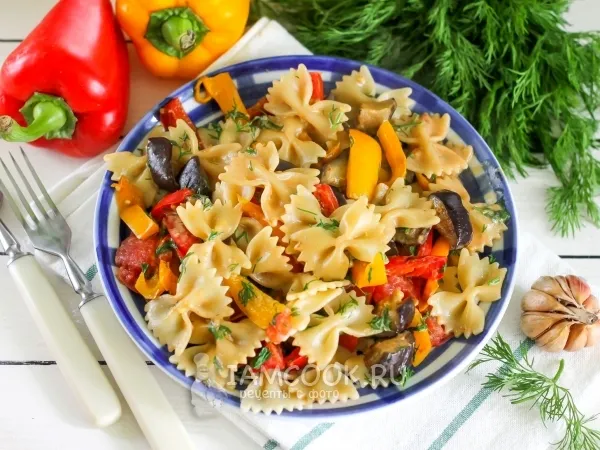 Фото блюда: Паста с овощами в сливочном соусе